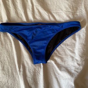 VS cheeky bottom